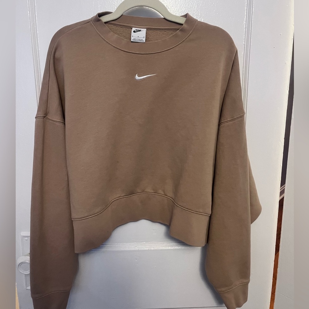 Nike Oversized Crew Neck